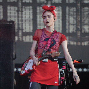 Grimes: Στα δικαστήρια για τα παιδιά που έχει αποκτήσει με τον Ίλον Μασκ