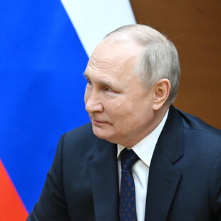 Πούτιν: Ανακάλεσε τη συνθήκη για την απαγόρευση των πυρηνικών δοκιμών