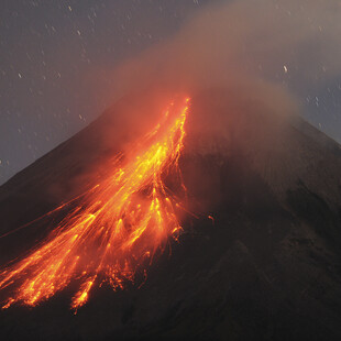 Έκρηξη του ηφαιστείου Μαράπι- Τουλάχιστον 11 νεκροί