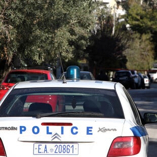 Συνελήφθη γνωστός τράπερ και άλλα δύο άτομα για ληστείες σε ATM