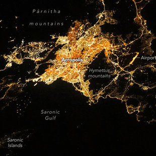 Εντυπωσιακή νυχτερινη΄φωτογραφία της Αθήνας από αστρναύτη της NASA