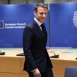 Μακρόν προς Πούτιν: Δεν έχω αλλάξει τηλεφωνικό αριθμό