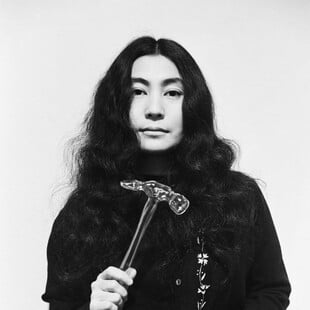 Γιόκο Όνο: Η αποκατάσταση ενός προσώπου που μισήθηκε με πάθος για μισό αιώνα