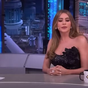 Σοφία Βεργκάρα: Αποστόμωσε παρουσιαστή που κορόιδεψε τα αγγλικά της - «Μιλάς καλύτερα;»