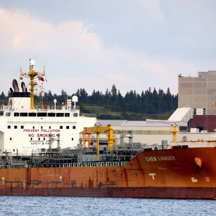 Αντάρτες Χούτι: Επίθεση σε πλοίο που διαχειρίζεται ελληνική ναυτιλιακή