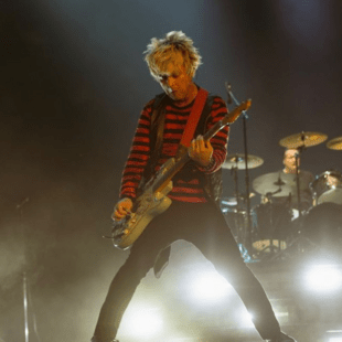 «Eίδωλο των bisexual»- Eνθουσιασμένος ο frontman των Green Day για τον χαρακτηρισμό