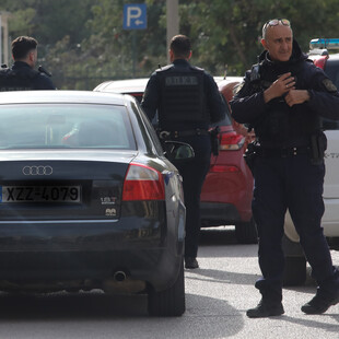 ΕΛ.ΑΣ.: Που επικεντρώνονται οι έρευνες για το πρώην μέλος των «Πυρήνων της Φωτιάς» και τους ΟΥΚαδες