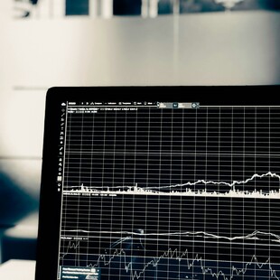 ΗΠΑ: Κυρώσεις κατά προσώπων και εταιρειών που συνδέονται με την Intellexa - Η αντίδραση του ΠΑΣΟΚ