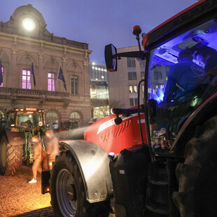 Βέλγιο: Αρχίζουν ξανά οι κινητοποιήσεις - Στις Βρυξέλλες αύριο οι αγρότες