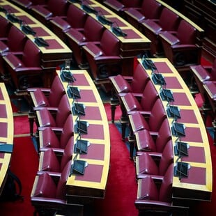 Ελλάδα: Κλονίστηκε η εμπιστοσύνη των πολιτών στους θεσμούς 