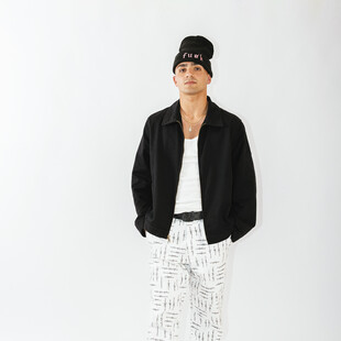 Γιάννη, τι φοράς σήμερα και πόσο κοστίζει;