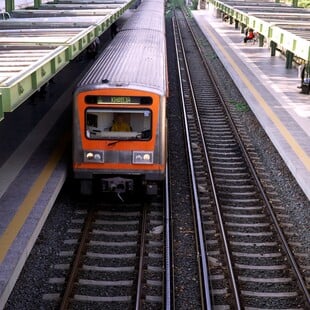 Νέα Ιωνία: Άτομο έπεσε στις γραμμές του ΗΣΑΠ