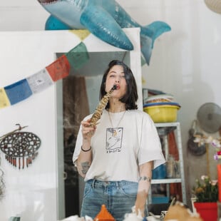 Η Αθήνα λιβανίζει 