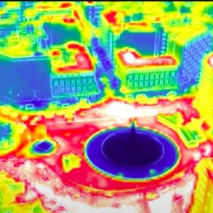 Καύσωνας: Η θερμοκρασία στα κτίρια της Ομόνοιας άγγιξε τους 96 βαθμούς