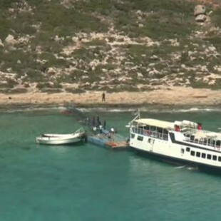 Μπάλος: Επέστρεψε η πλωτή εξέδρα για την αποβίβαση των τουριστών μετά τις αντιδράσεις
