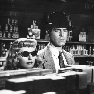 Διπλή ταυτότητα ***** (1944)