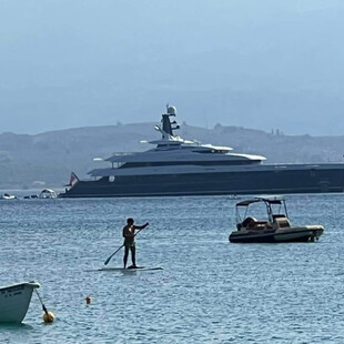 Μάικλ Τζόρνταν: Αγκυροβολημένη στο λιμάνι των Χανίων η θαλαμηγός του θρύλου του NBA