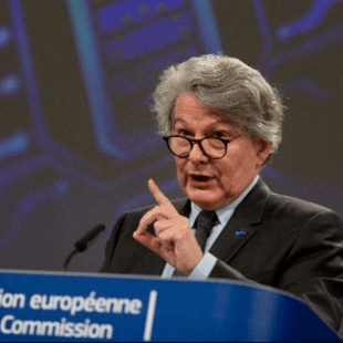 Κομισόν: Παραιτήθηκε ο Τιερί Μπρετόν επικαλούμενος διένεξη με την φον ντερ Λάιεν 