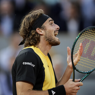 Τσιτσιπάς: «Στο σχολείο υπήρχαν παιδιά που έδερναν τον Στέφανο» λέει η μητέρα του