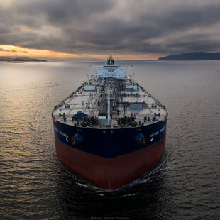 Πώς ο Πούτιν παρακάμπτει τις κυρώσεις με τα τάνκερ που μεταφέρουν ρωσικό πετρέλαιο