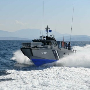 Διάσωση 81 μεταναστών από σκάφος που εξέπεμψε σήμα κινδύνου ανοιχτά της Πύλου