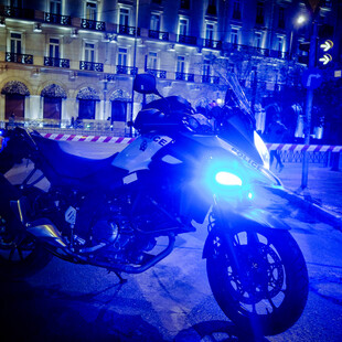 Κρήτη: «Γάζωσαν» με καλάσνικοφ τα αυτοκίνητα οικογένειας στη Μεσσαρά