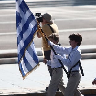 Οι κυκλοφοριακές ρυθμίσεις για την 28η Οκτωβρίου - Ποιοι δρόμοι κλείνουν σε Αθήνα και Πειραιά