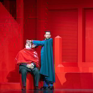 Στην πρεμιέρα του «Κουρέα της Σεβίλλης»