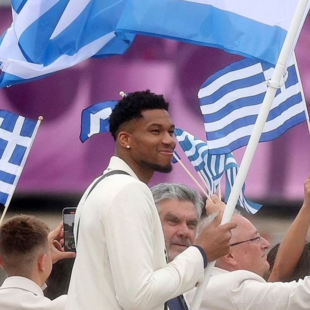 Το «ράπισμα» Βαρντάλος στον Τραμπ για το ρατσιοτικό παραλήρημα κατά Αντετοκούνμπο