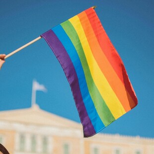 Rainbow Europe: Η Ελλάδα είναι η 6η πιο φιλική για τους LGBTIQ+ ταξιδιώτες χώρα ανάμεσα σε 49 κράτη