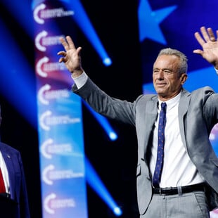 Εκλογές ΗΠΑ: Πώς η νίκη της Χάρις μπορεί να έρθει διά χειρός.. Ρόμπερτ Κένεντι 