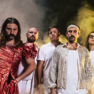 IDLES 