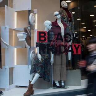 Black Friday 2024: Ποια Κυριακή είναι ανοιχτά τα μαγαζιά