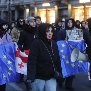 Η κρίση στη Γεωργία βαθαίνει με την εκλογή πρώην ποδοσφαιριστή στην προεδρία