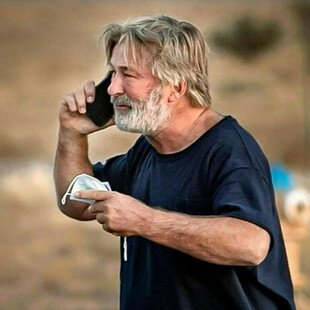 Ο Άλεκ Μπάλντουιν σχεδιάζει «να αποκαλύψει τι πραγματικά συνέβη» με τον πυροβολισμό στα γυρίσματα της ταινίας Rust