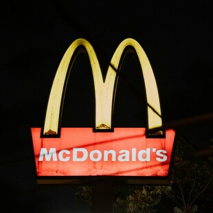 Συσκευασία των McDonald's συνδέεται με χαμηλή ποιότητα σπέρματος και παιδικό άσθμα