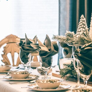 Χριστουγεννιάτικο τραπέζι 2024: Πόσο και ποια προϊόντα ακρίβυναν φέτος