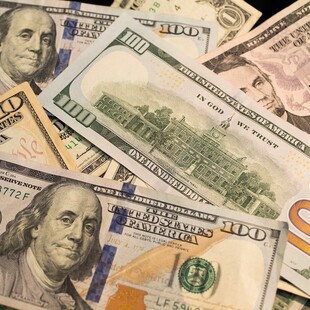 Ο πλούτος των δισεκατομμυριούχων του κόσμου αυξήθηκε κατά 2 τρις ​​δολάρια το 2024