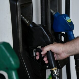 Καύσιμα: Αυξάνεται η τιμή σε βενζίνη, πετρέλαιο και υγραέριο