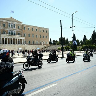Θα απαγορευτεί νομοθετικά η χορήγηση καυσίμων σε όποιον μοτοσυκλετιστή δεν φοράει κράνος 