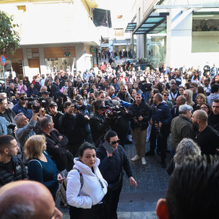 Κακοποίηση 3χρονου στο Ηράκλειο: Πλήθος στα δικαστήρια κατά της μητέρας και του φίλου της