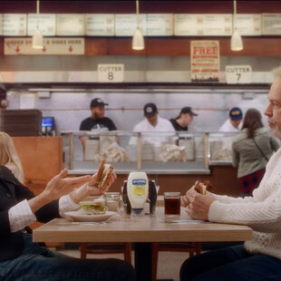 «Όταν ο Χάρι γνώρισε τη Σάλι»: Μεγκ Ράιαν και Μπίλι Κρίσταλ αναδημιουργούν την σκηνή του οργασμού 