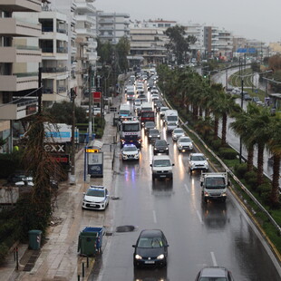 Υπερχείλιση λυμάτων στη λεωφόρο Ποσειδώνος – Η απάντηση της ΕΥΔΑΠ