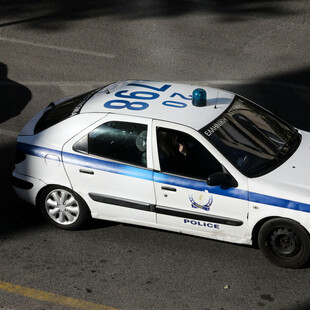 Άγριος ξυλοδαρμός μεταξύ δύο ανήλικων στην πλατεία της Νίκαιας