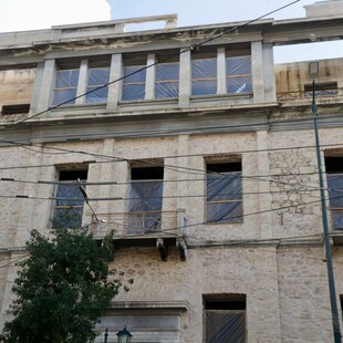 Υπεγράφη η σύμβαση για την αποκατάσταση διατηρητέου κτηρίου που θα στεγάσει το Ίδρυμα της Βουλής	