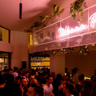 Το Wanna Flirt Athens γιορτάζει τα τρίτα του γενέθλια με επικό πάρτι