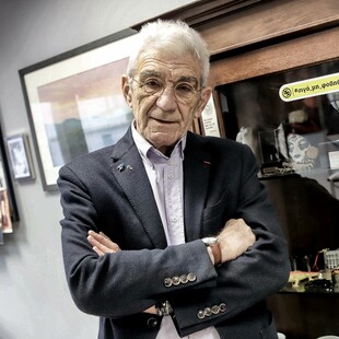  Γλυπτό με τη μορφή του Γιάννη Μπουτάρη θα τοποθετηθεί σε πλατεία στη Θεσσαλονίκη