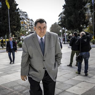 Διεγράφη ο Γιώργος Καρατζαφέρης από το ΛΑΟΣ