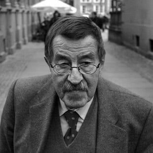 Günter Grass: «Το Facebook είναι σκατά»