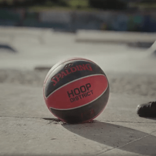 HOOP DISTRICT: ΤΟ ΣΥΝΑΡΠΑΣΤΙΚΟ ΤΟΥΡΝΟΥΑ ΜΠΑΣΚΕΤ 3x3 ΕΡΧΕΤΑΙ ΣΤΗΝ ΕΛΛΑΔΑ KAI Η ADIDAS ΜΕ ΤΟ SLAMDUNK ΘΑ ΕΙΝΑΙ ΕΚΕΙ